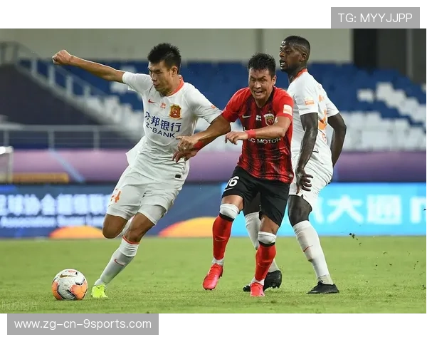 背后故事：球队的艰难转折与逆境成长，球队发展